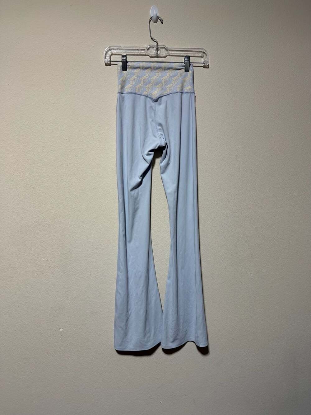 Victoria's Secret PINK Sterling Blue Relay Compression Flare Leggings - Picture 3 of 4